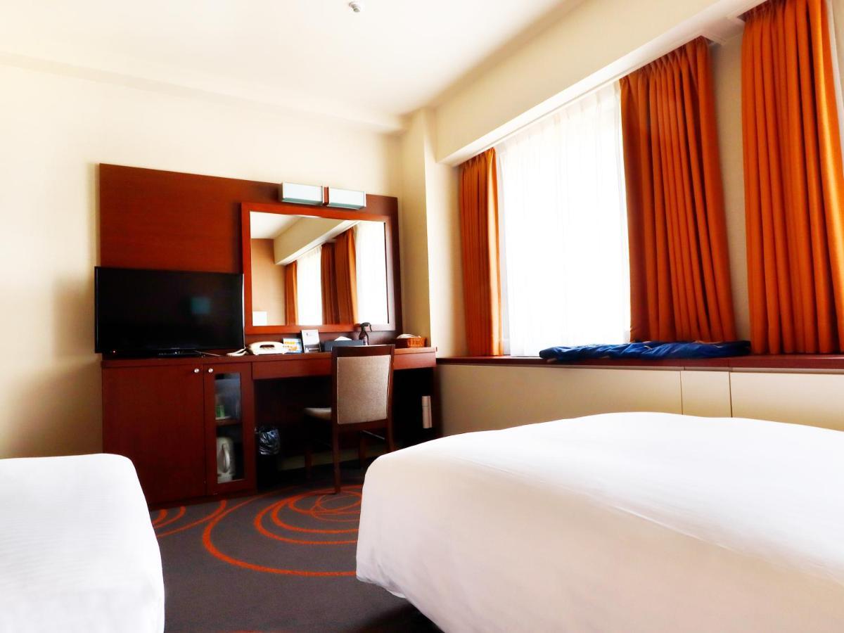 Hotel Abest Sapporo Esterno foto