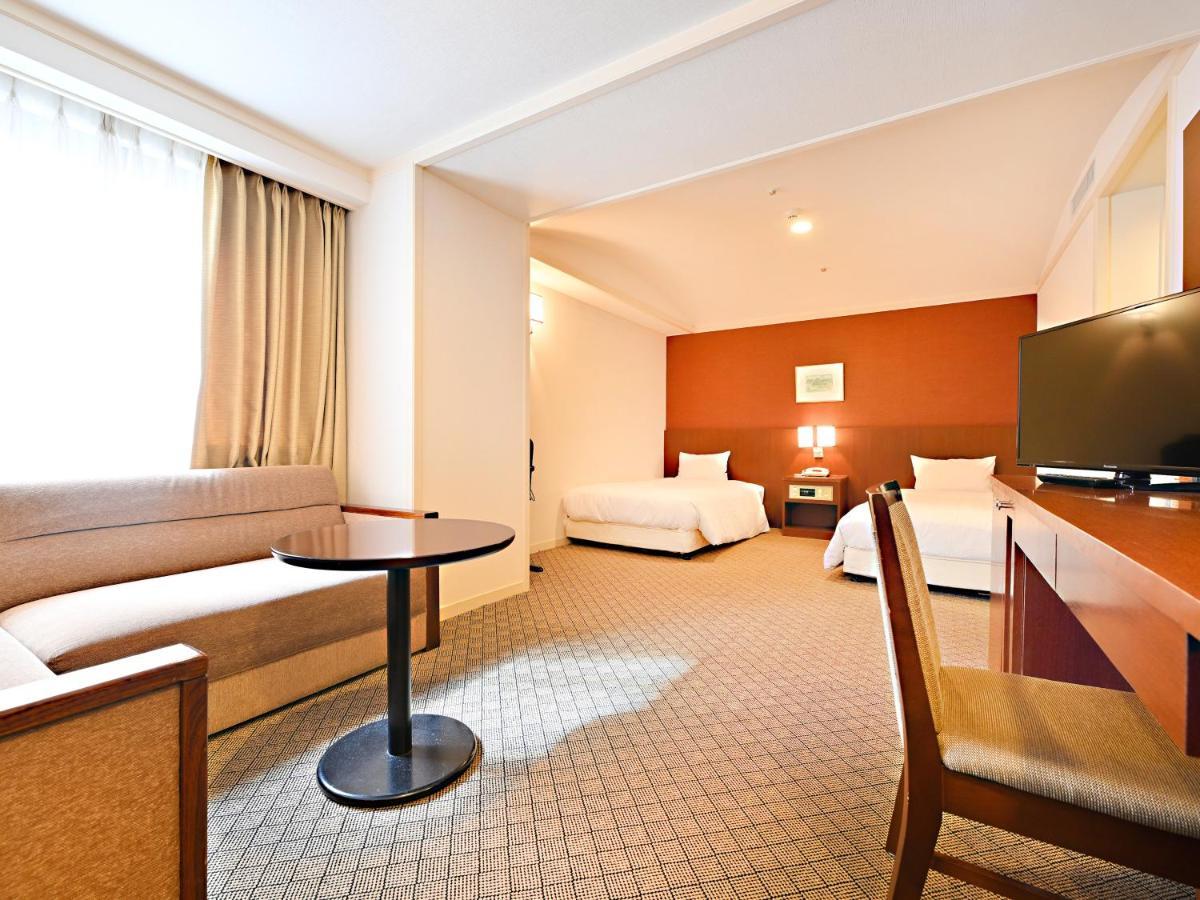 Hotel Abest Sapporo Esterno foto